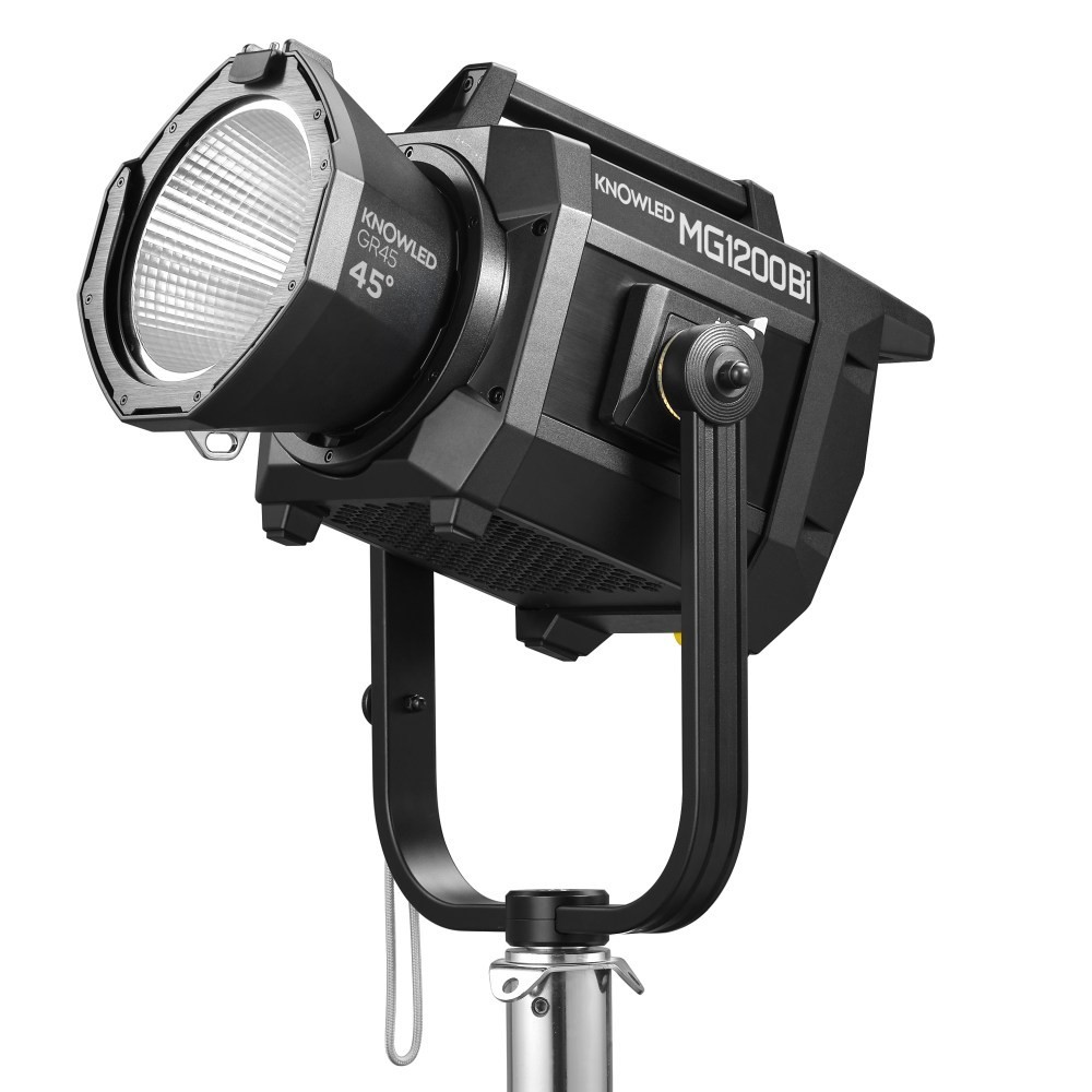 Godox KNOWLED MG1200Bi LED Light - product image 14